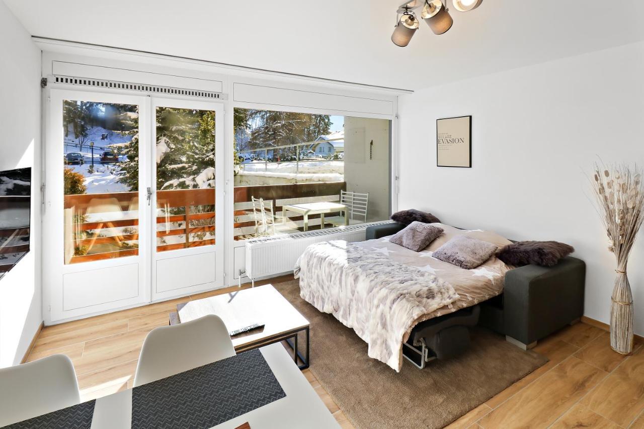 Appartement Cosy Et Renove Au Coeur De La Station Crans-Montana Bagian luar foto